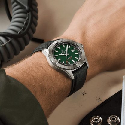 Breitling Avenger Automatic 42mm Mens Watch Green Leather A17328101L1X1 - Image 5