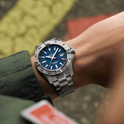 Breitling Avenger Automatic GMT 44mm Mens Watch Blue Stainless Steel A32320101C1A1 - Image 5