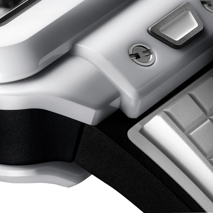 Hublot Square Bang Unico White Ceramic 42mm 821.HX.0170.RX - Image 4