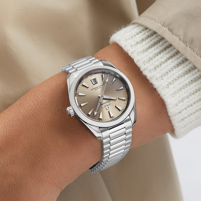 Omega Seamaster Aqua Terra 150m Co-Axial Master Chronometer 38mm Unisex Watch Sandstone O22010382009001 - Image 2