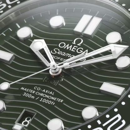 Omega Seamaster Diver 300m Co-Axial Master Chronometer 42mm Mens Watch Green O21032422010001 - Image 3