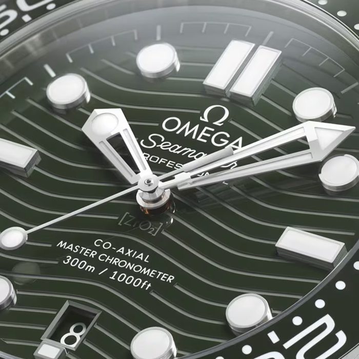 Omega Seamaster Diver 300m Co-Axial Master Chronometer 42mm Mens Watch Green O21032422010001 - Image 3
