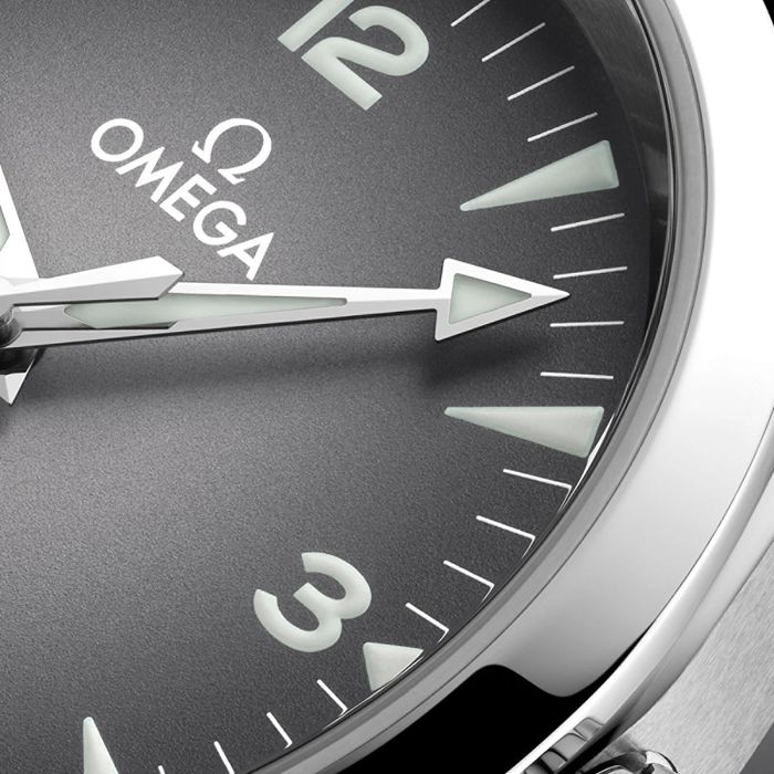 Omega Seamaster Railmaster 38mm Mens Watch Grey Leather O23512382006001 - Image 3