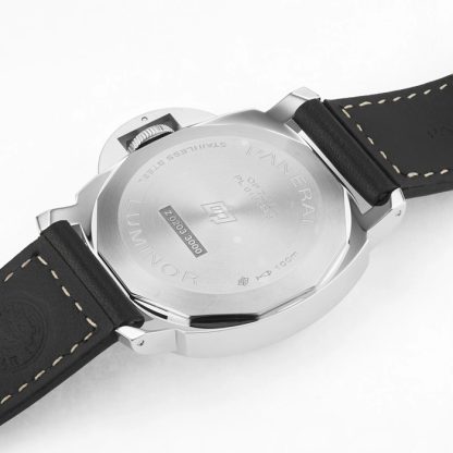 Panerai Luminor 44mm Mens Watch PAM01084 - Image 4