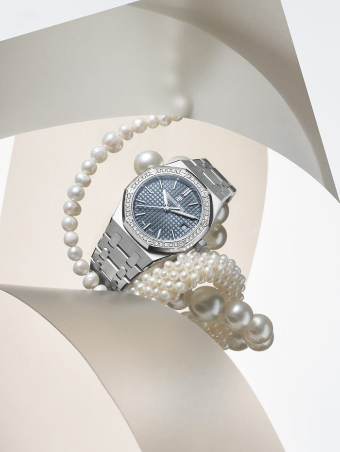 Replica Audemars Piguet Royal Oak Selfwinding Silver 77351ST.ZZ.1261ST.01 - Image 6